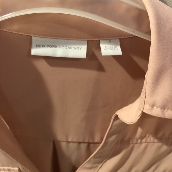New York & Company Shirt - Picture 4 of 4